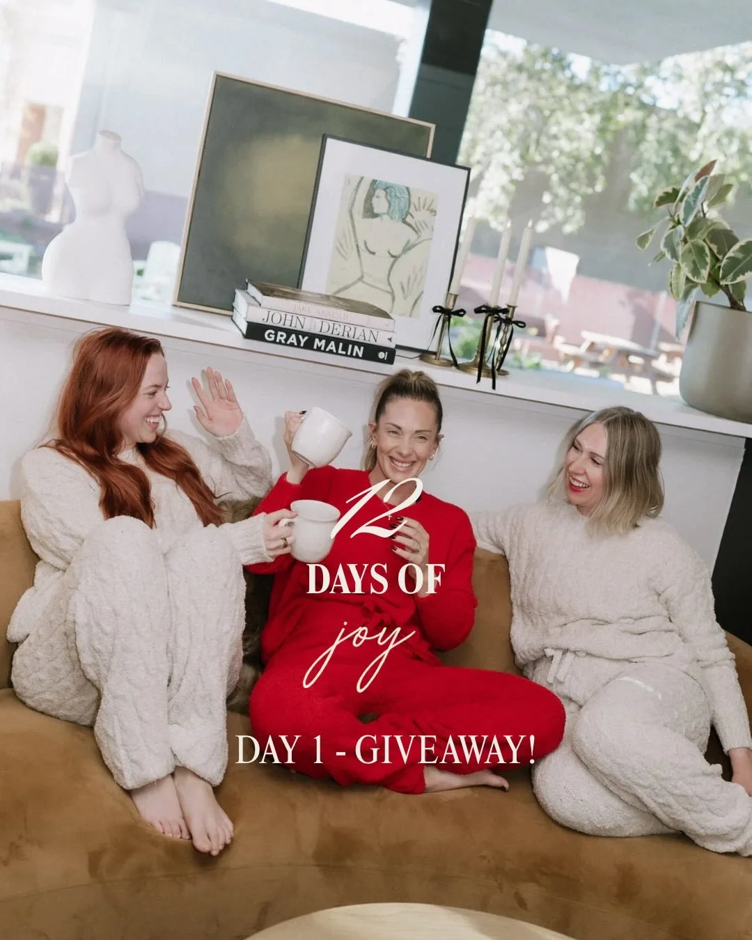 ✨ GIVEAWAY TIME! ✨
we&rsquo;ve connected with a few of our local friends this year!!

1 winner will receive a $150 gift card from @urenewedmedspa 
+
a new client special 4 sessions for $49
or add 4 sessions to your membership ✨

How to enter:
🤍Tag a