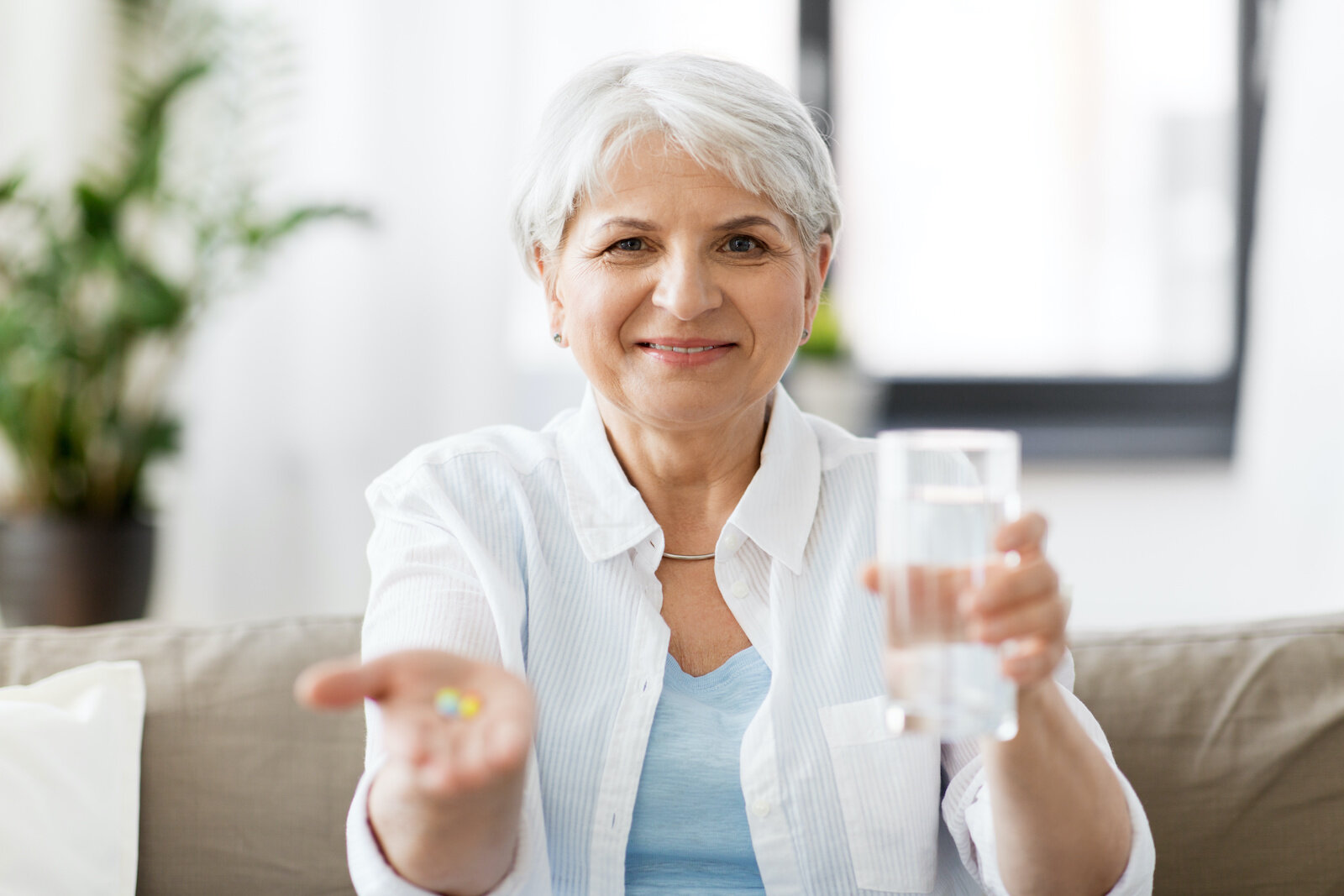 The 7 Best Vitamins For Seniors To Protect Brain Eye And Bone Health Snug Safety