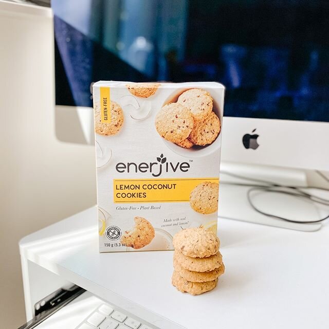 What is your go-to afternoon snack? We love the new @enerjiveinc cookies! The Lemon Coconut flavour is full of delicious ingredients including some flax! Enjoy with a cup of tea!⠀⠀⠀⠀⠀⠀⠀⠀⠀
.⠀⠀⠀⠀⠀⠀⠀⠀⠀
.⠀⠀⠀⠀⠀⠀⠀⠀⠀
.⠀⠀⠀⠀⠀⠀⠀⠀⠀
.⠀⠀⠀⠀⠀⠀⠀⠀⠀
. ⠀⠀⠀⠀⠀⠀⠀⠀⠀
#glute