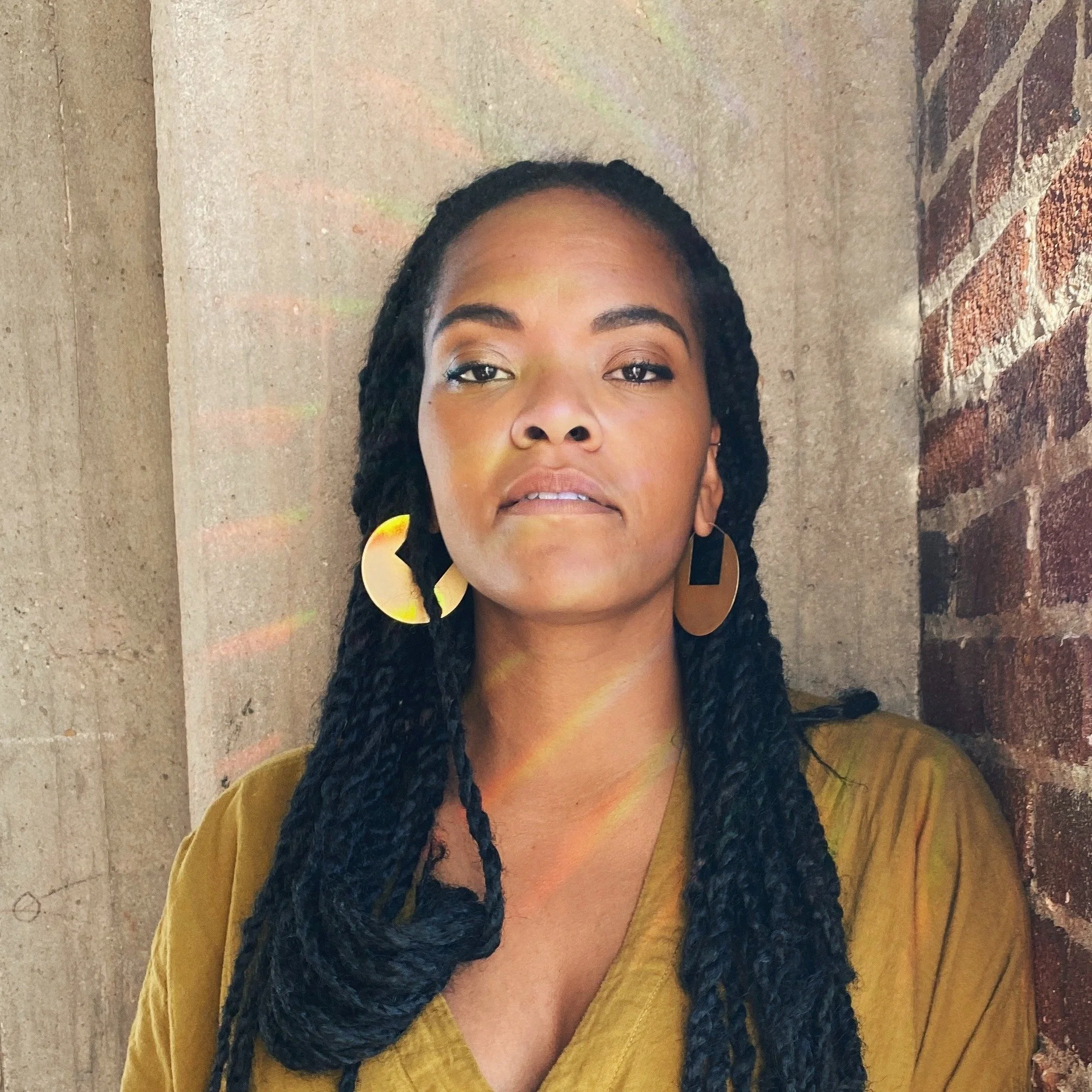 Liz Vice @lizvice is a musician, songwriter, and storyteller whose work carries an unmistakable mix of honesty, soul, and hope.

Over the years, Liz's music has taken her around the world through albums, tours, collaborations, and an artistic life th