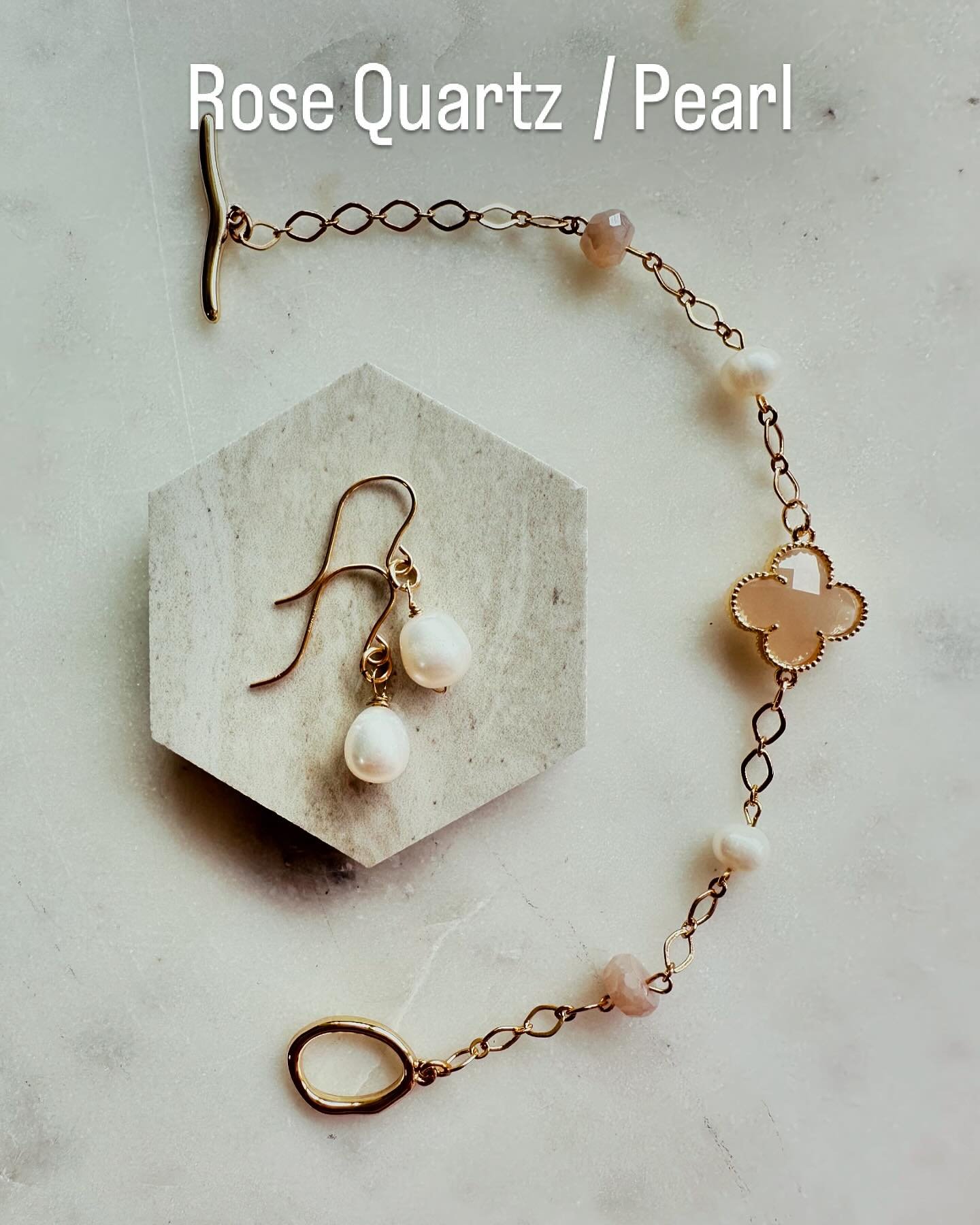 Soothing, gentle and loving Energy 💕

#rosequartz #pearl #healingcrystaljewelry #wastatefair #seattlehandmade
