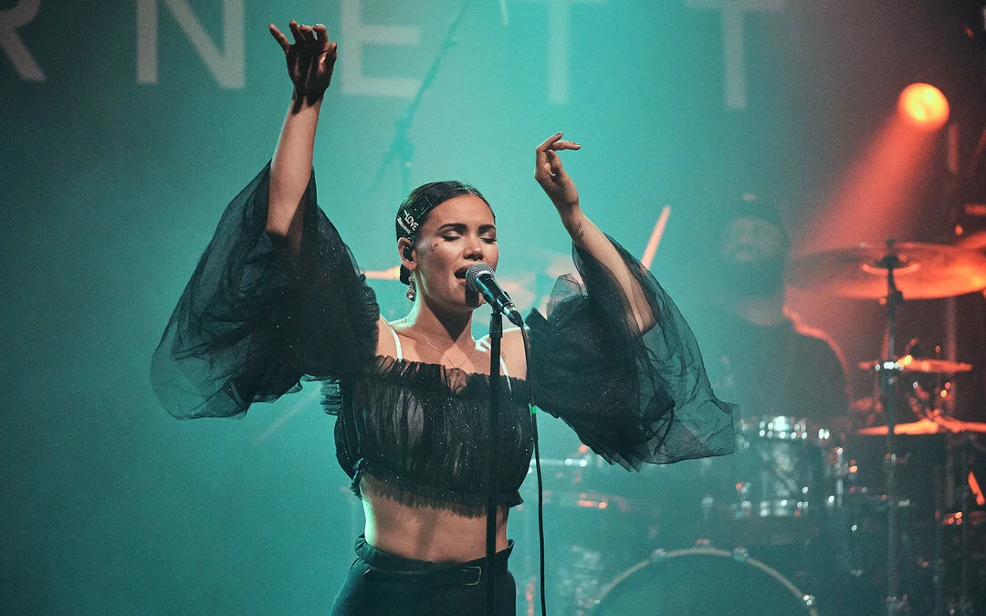 Sinead Harnett