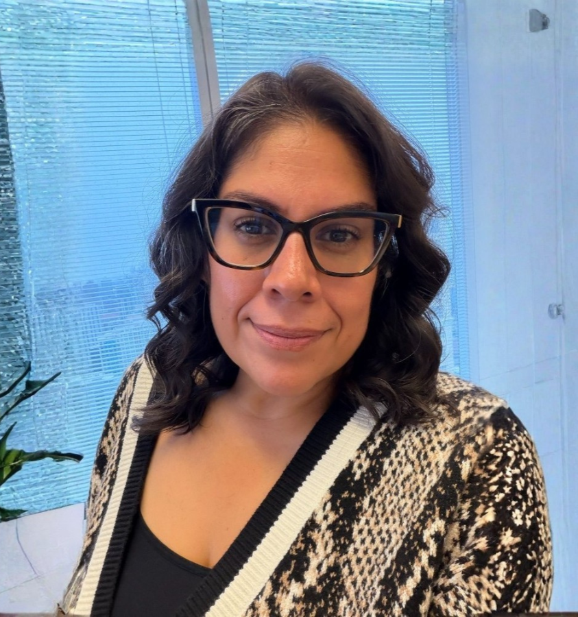Laura Zavala headshot