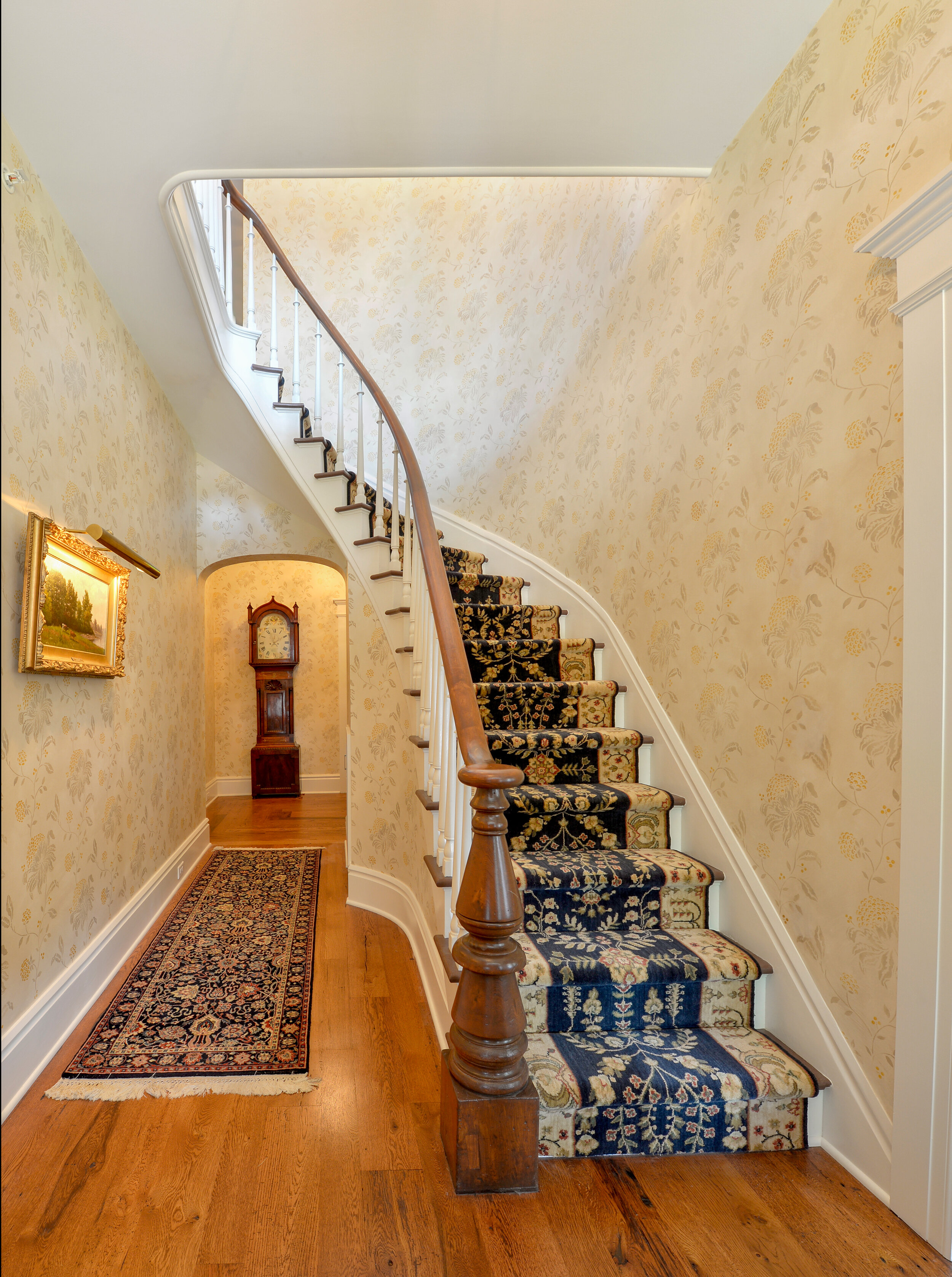 Hannum House foyer stairs.jpg