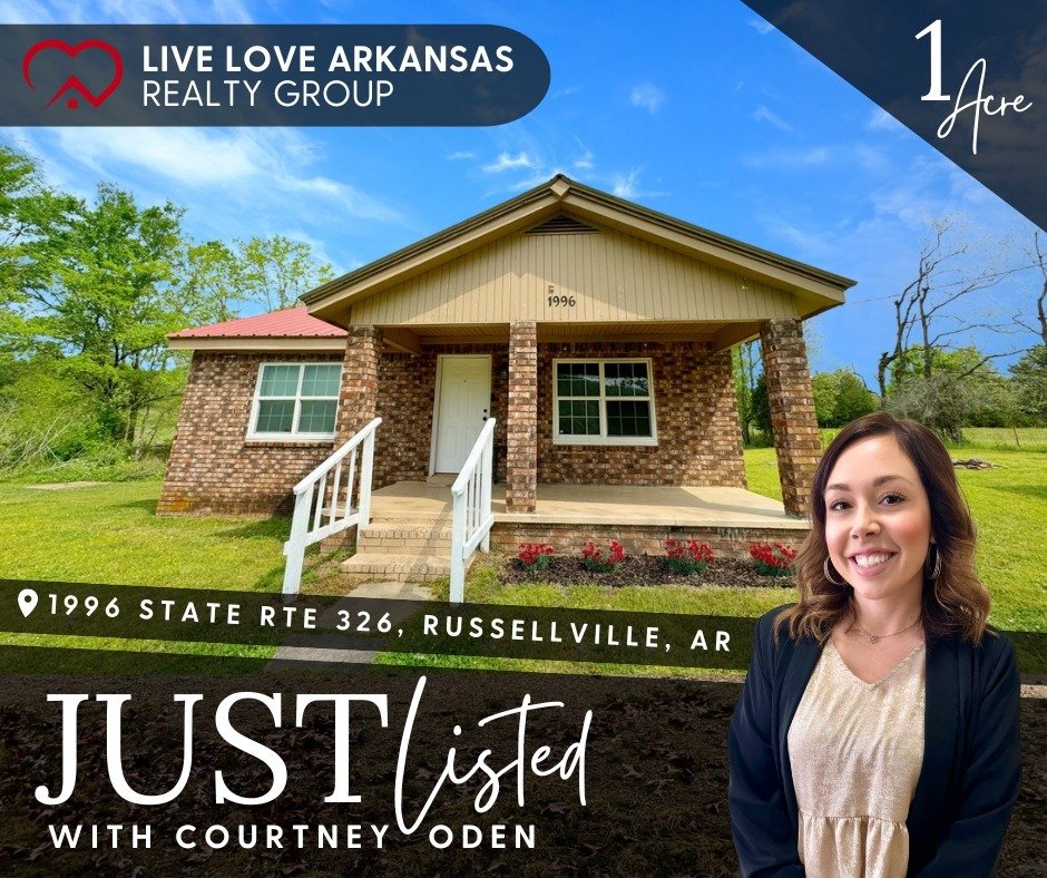 This adorable, well-maintained new listing offers tranquil mountain and pasture views and a great front porch to enjoy them from! 😍 🏠 ⛰️
 With its inviting, open floor plan, it's perfect for hosting gatherings, while the expansive 1-acre lot provid