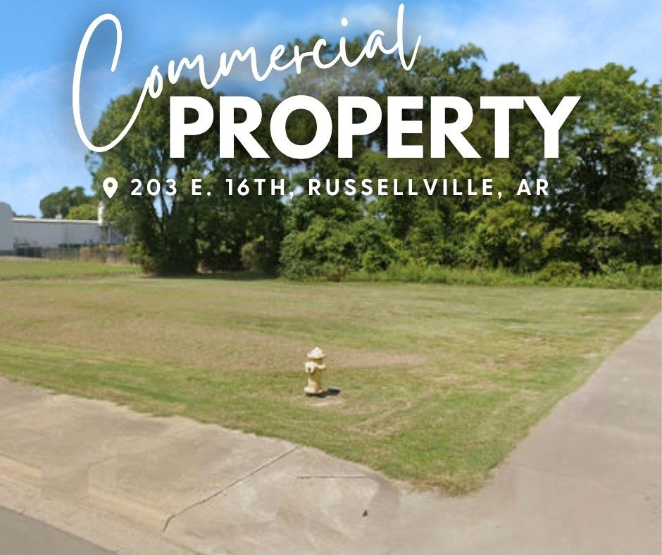 🔍 Looking for a commercial property to develop? 🏢

This prime half-acre lot sits strategically on one of Russellville's busiest East-to-West arterial roads. Tucked just behind the Blue Chip Ice Company, it presents the perfect opportunity to bring 