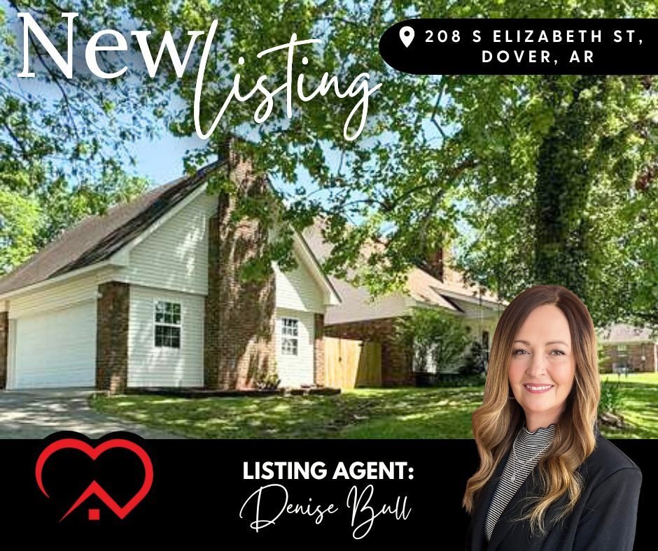 This new Dover listing offers timeless charm &amp; modern convenience in a desireable neighborhood! 🏠 🌳

 Step into inviting living spaces perfect for entertaining or unwinding, including a cozy family room and an elegant dining area. The bright ki