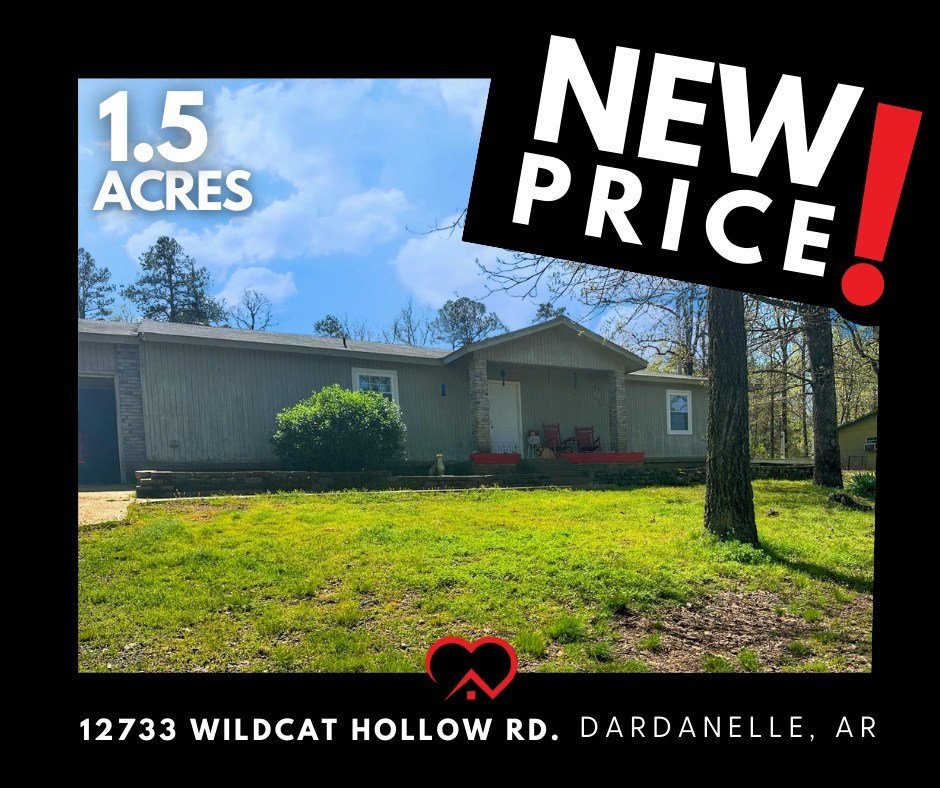 🚨 Attention! Price Drop Alert! 🚨

Discover tranquility on 1.5 acres of picturesque land with this captivating country home. 🌳 Perfect for relaxation and entertainment, its open floor plan seamlessly connects the living, dining, and kitchen areas. 