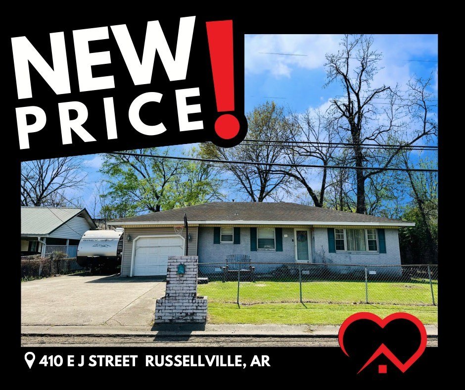 410 E J Street is now available at a reduced price! 🏡 🌳

Whether you're interested in investing or searching for your first home, this delightful Russellville property is a perfect fit!
Situated near Crawford Elementary, it provides easy access to 