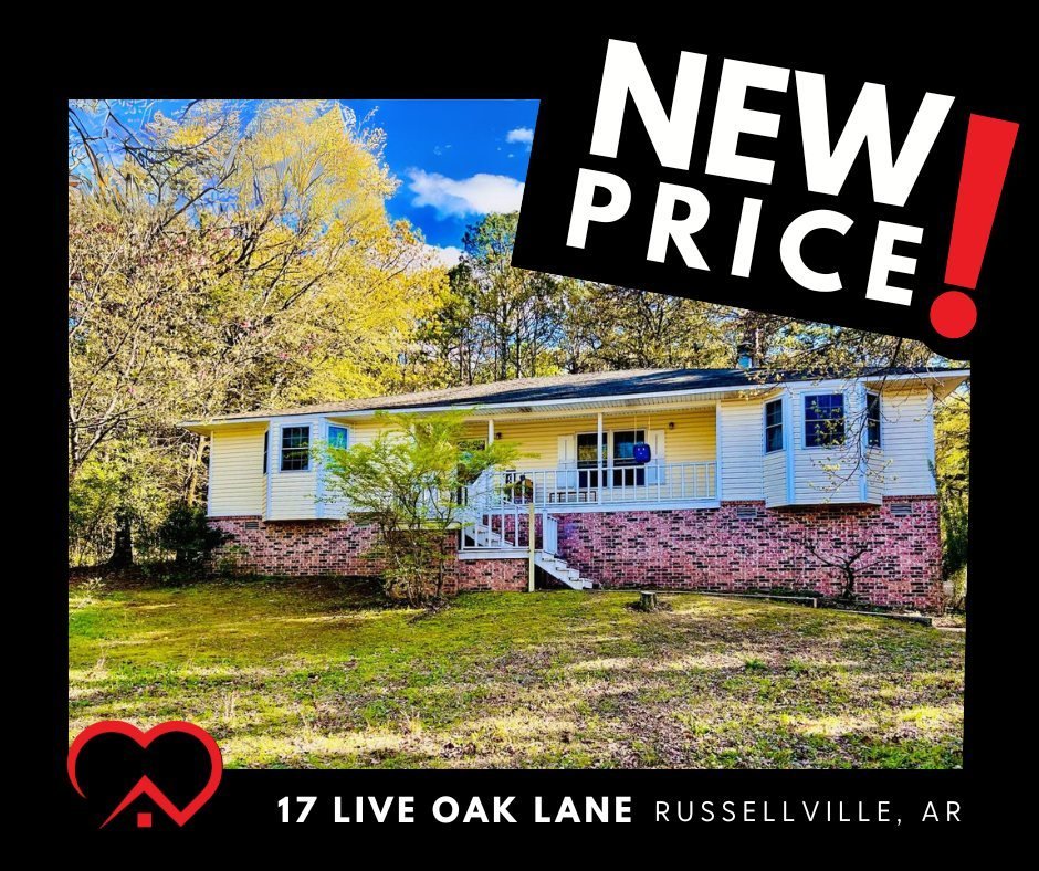 Exciting News! 🎉 This charming Russellville home at 17 Live Oak Lane now has a new, lower price! 🏠✨

This wonderful residence features a spacious living room with 12ft vaulted ceilings and a cozy wood-burning fireplace, perfect for gatherings. The 