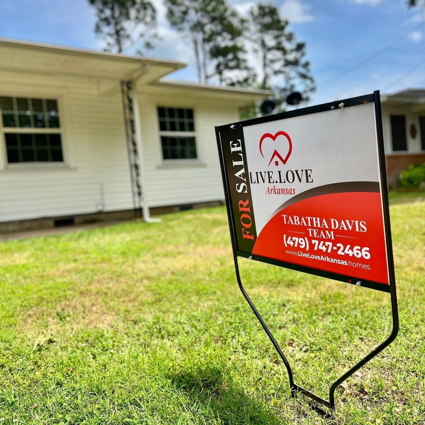 Another sign, another day,  another great listing heading your way! 
Stay tuned for all the exciting details!🌟🏠👀

#LiveLoveArkansas #ItsMoreThanRealEstate #RiverValleyRealEstate #ComingSoon #NewListing #StayTuned