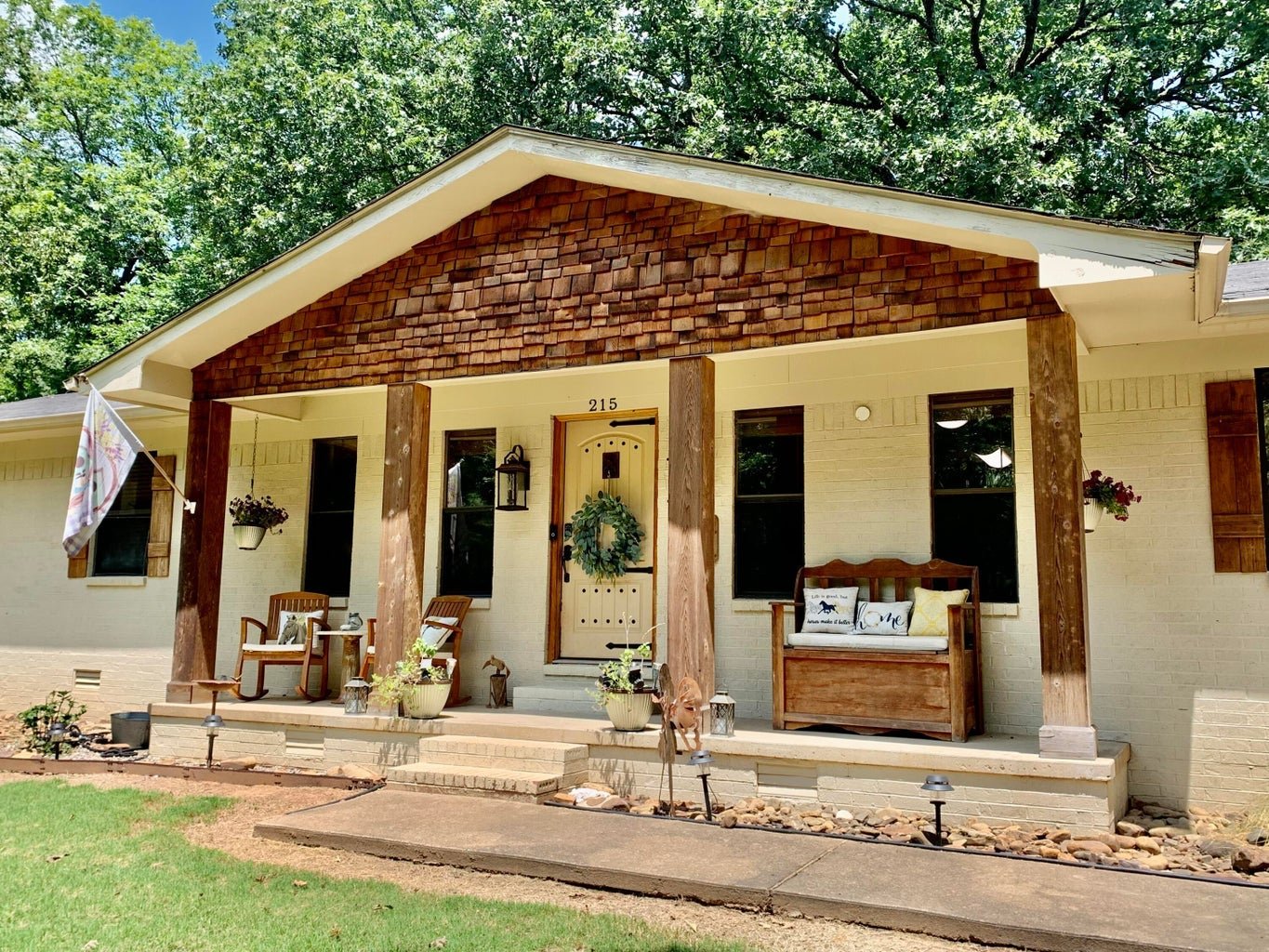🌟 Welcome to 215 Applegate Lane &ndash; Your Country Oasis Awaits! 🌟

Nestled on 2 peaceful private acres in Dover, this charming home offers the perfect blend of rustic elegance and modern comfort. With vaulted ceilings, warm wood accents, and a c