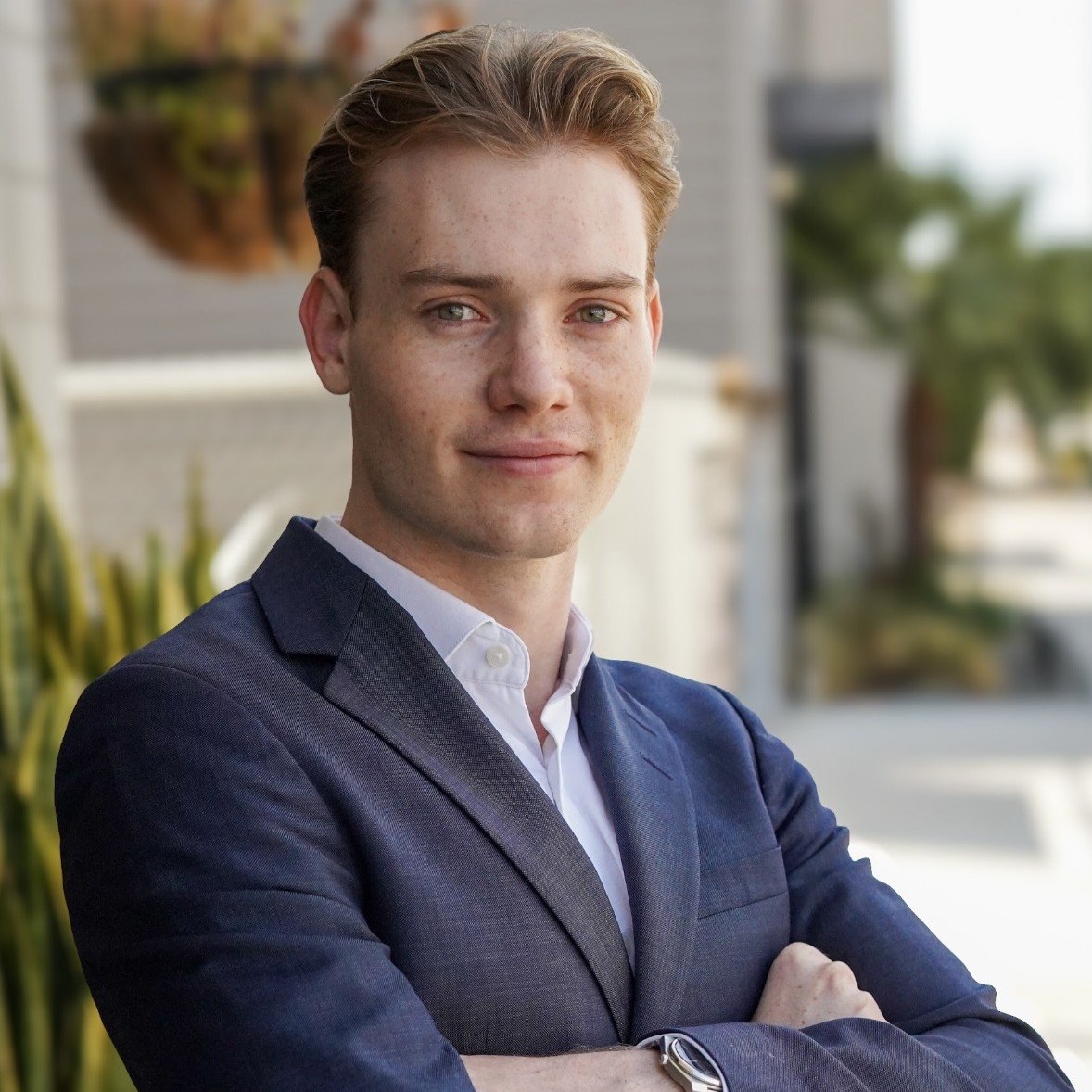 Elliot Del Sol