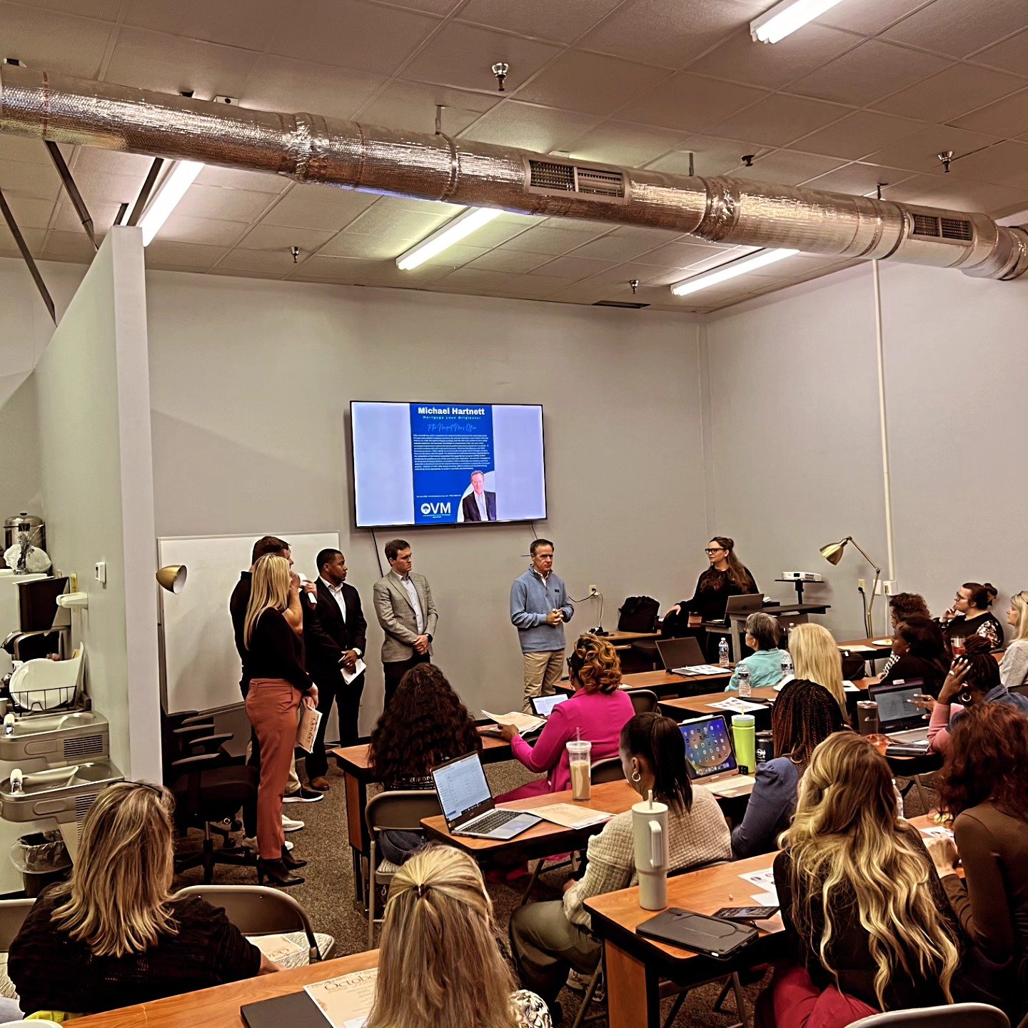 560081650_10164337933240312_8211506100804964544_n (1).jpg