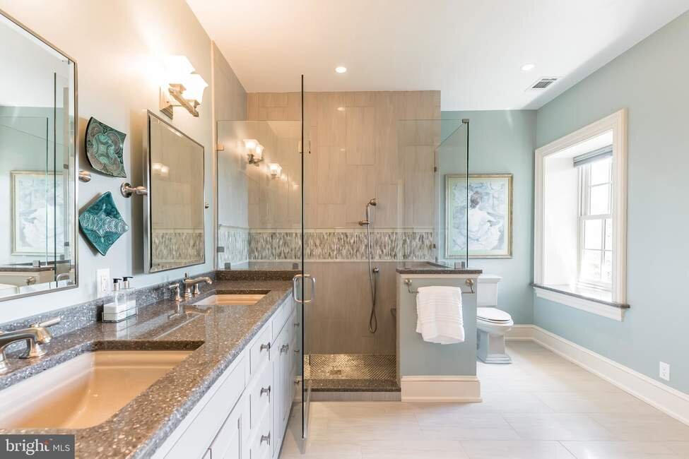 424 bath.jpeg