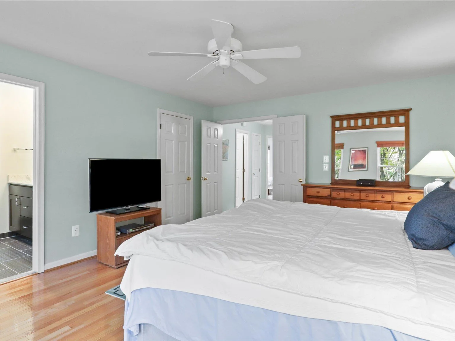 2729-pembsly-dr-vienna-va-22181-wardman-residential-at-compass-029.jpg