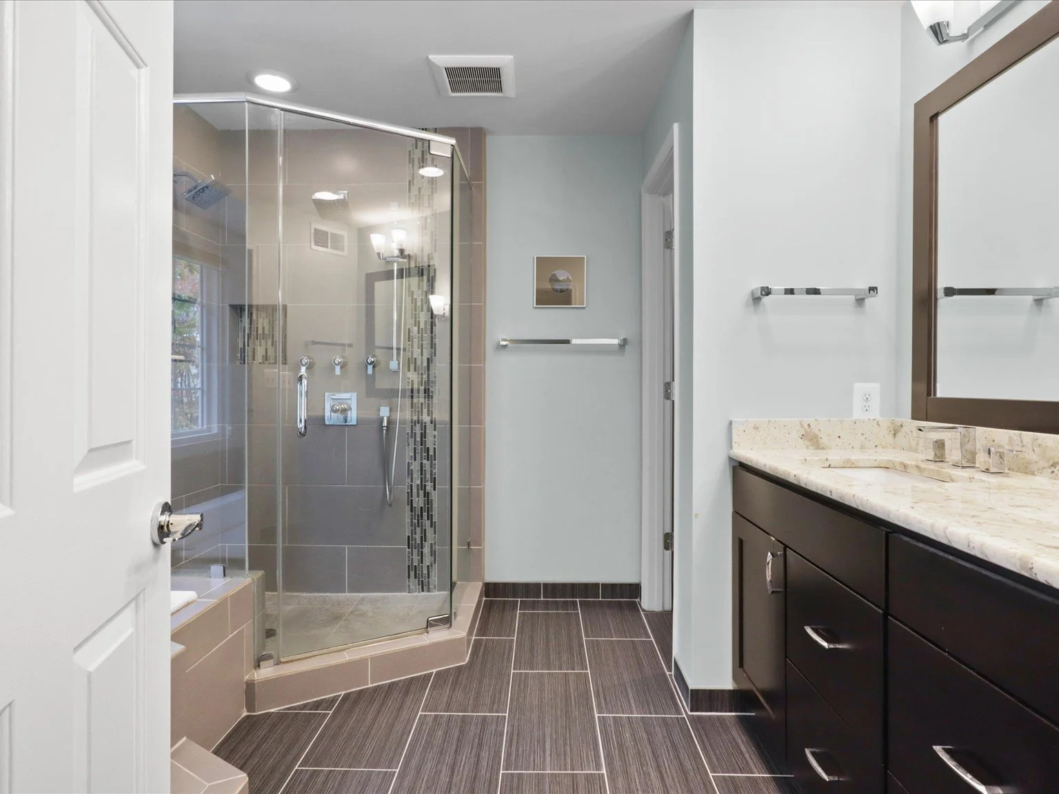 2729-pembsly-dr-vienna-va-22181-wardman-residential-at-compass-030.jpg