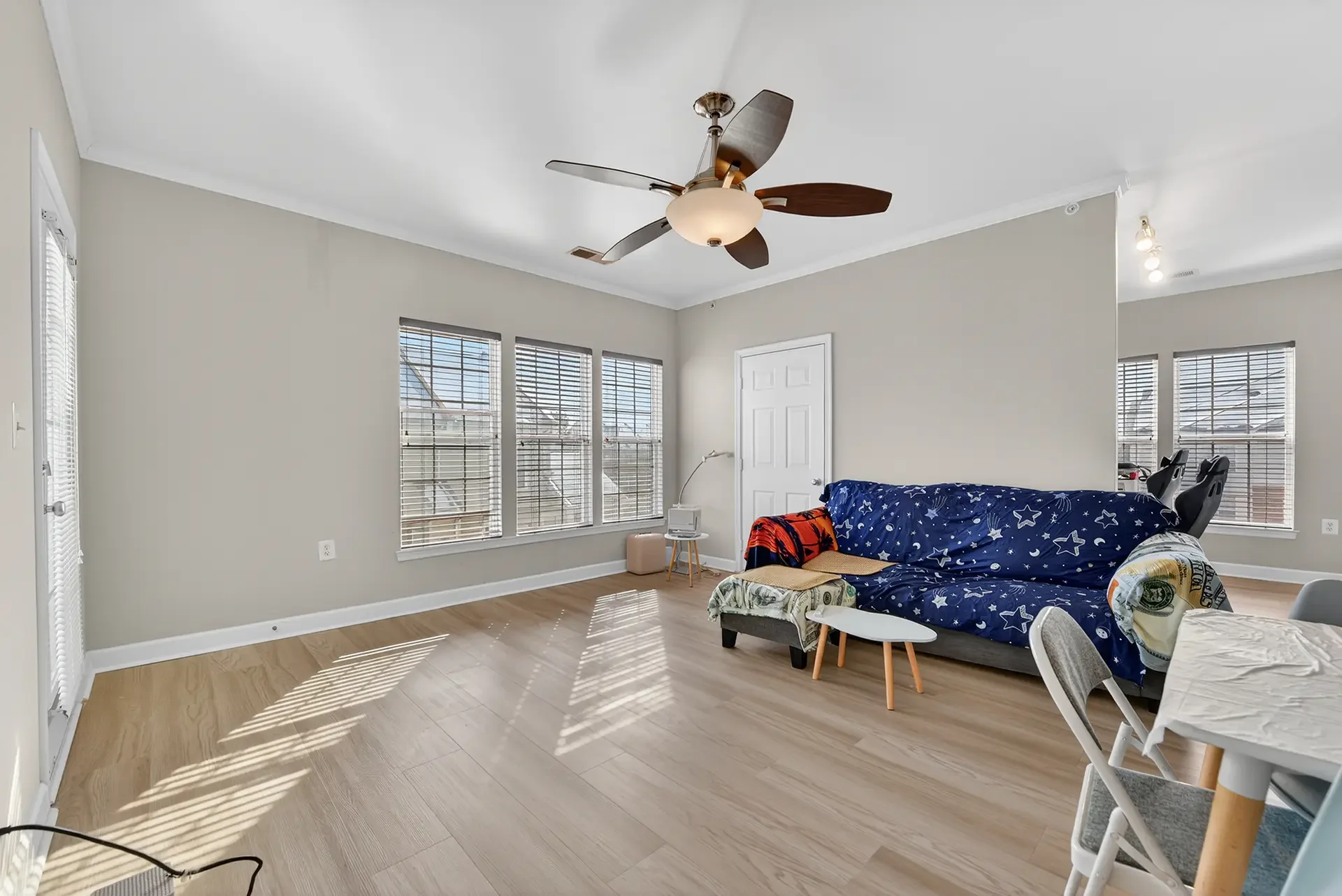 22725-thimbleberry-sq-#304-wardman-residential-compass-24.webp