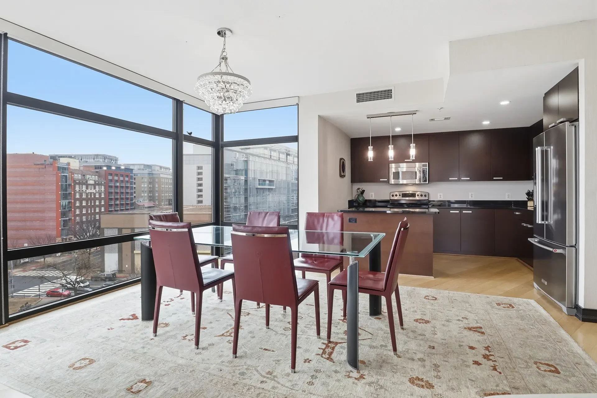 1010-massachusetts-ave-nw-804-washington-dc-13-dining-room.webp