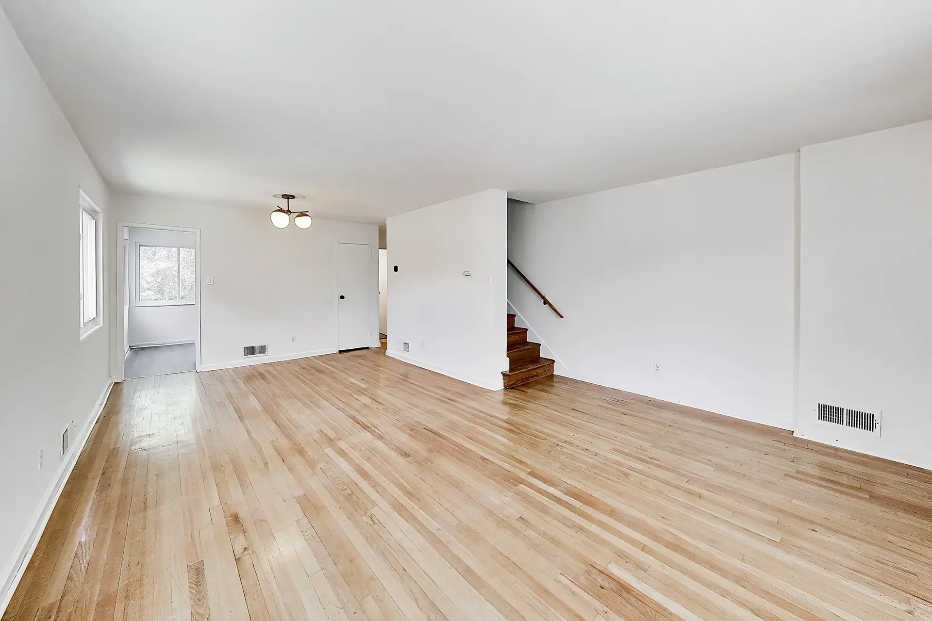 530-ingraham-st-ne-washington-dc-10-living-room.webp