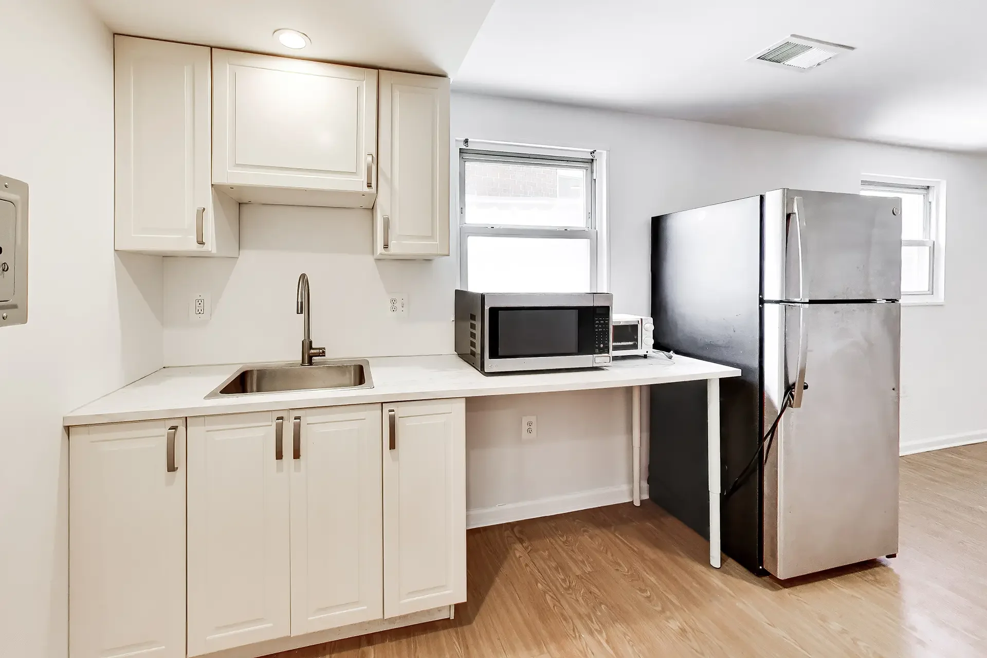 530-ingraham-st-ne-washington-dc-35-lower-level-kitchenette.webp
