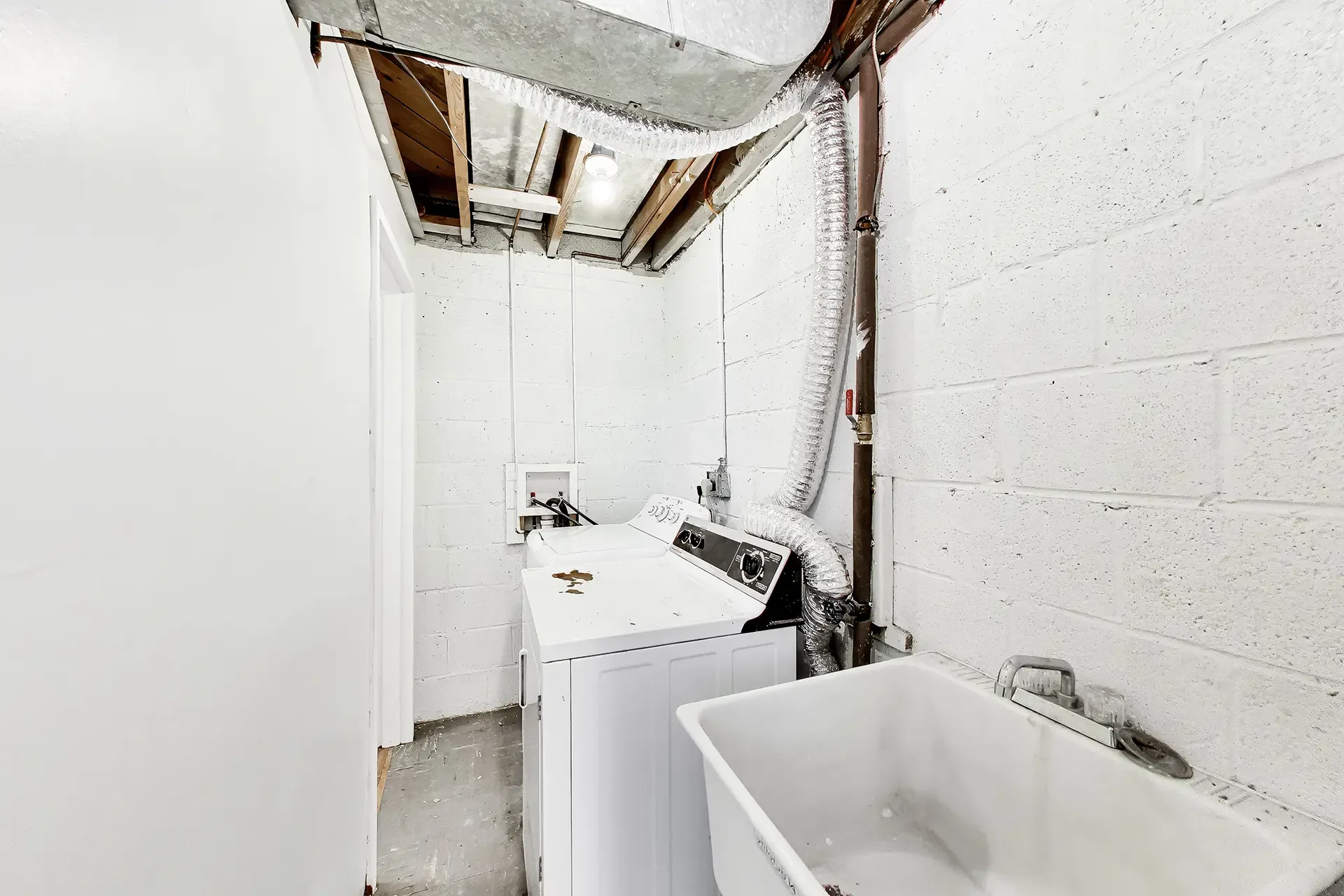 530-ingraham-st-ne-washington-dc-38-laundry-room.webp
