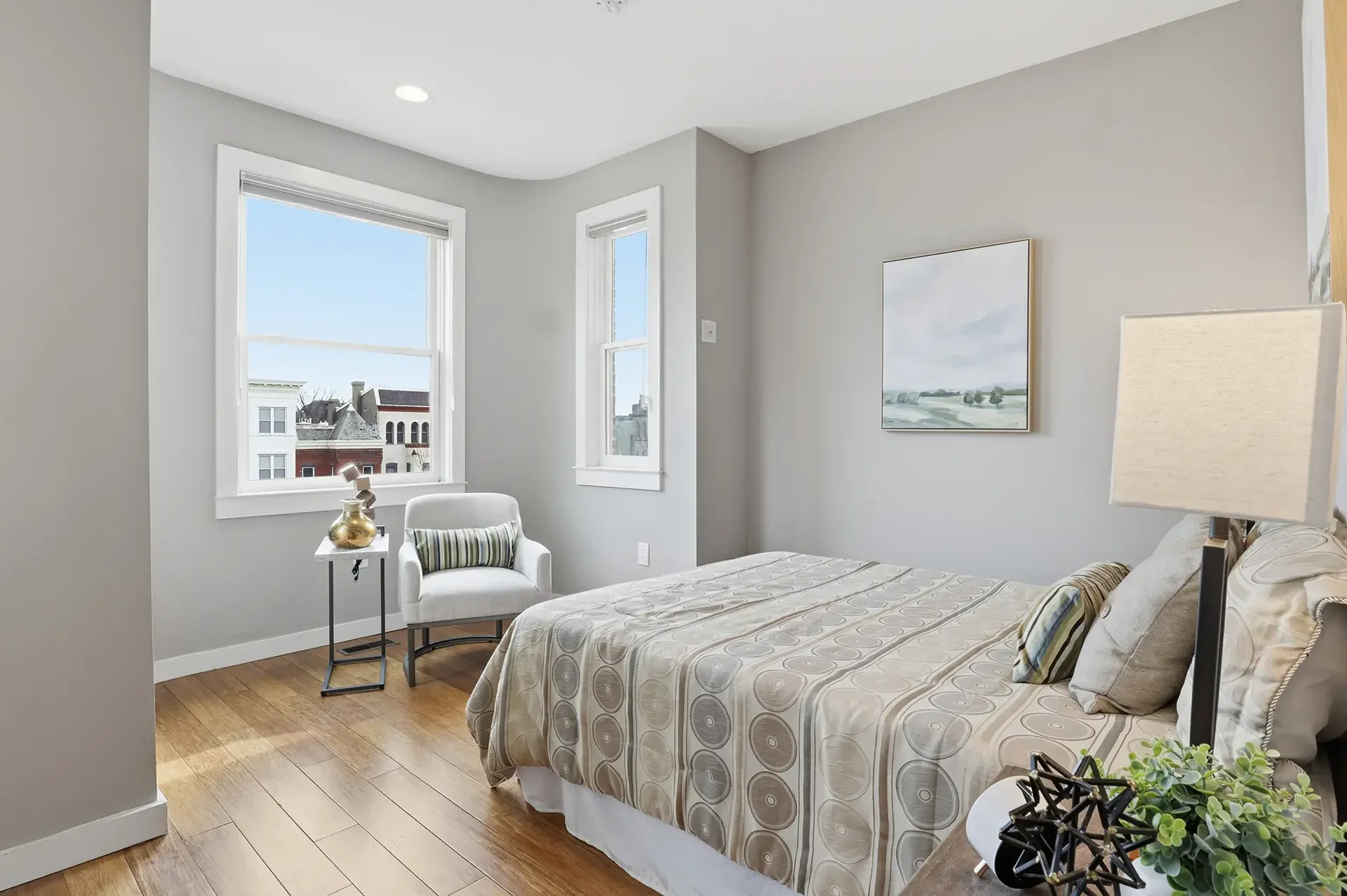 1242-new-jersey-ave-nw-unit-2-washington-dc-23-secondary-bedroom.webp