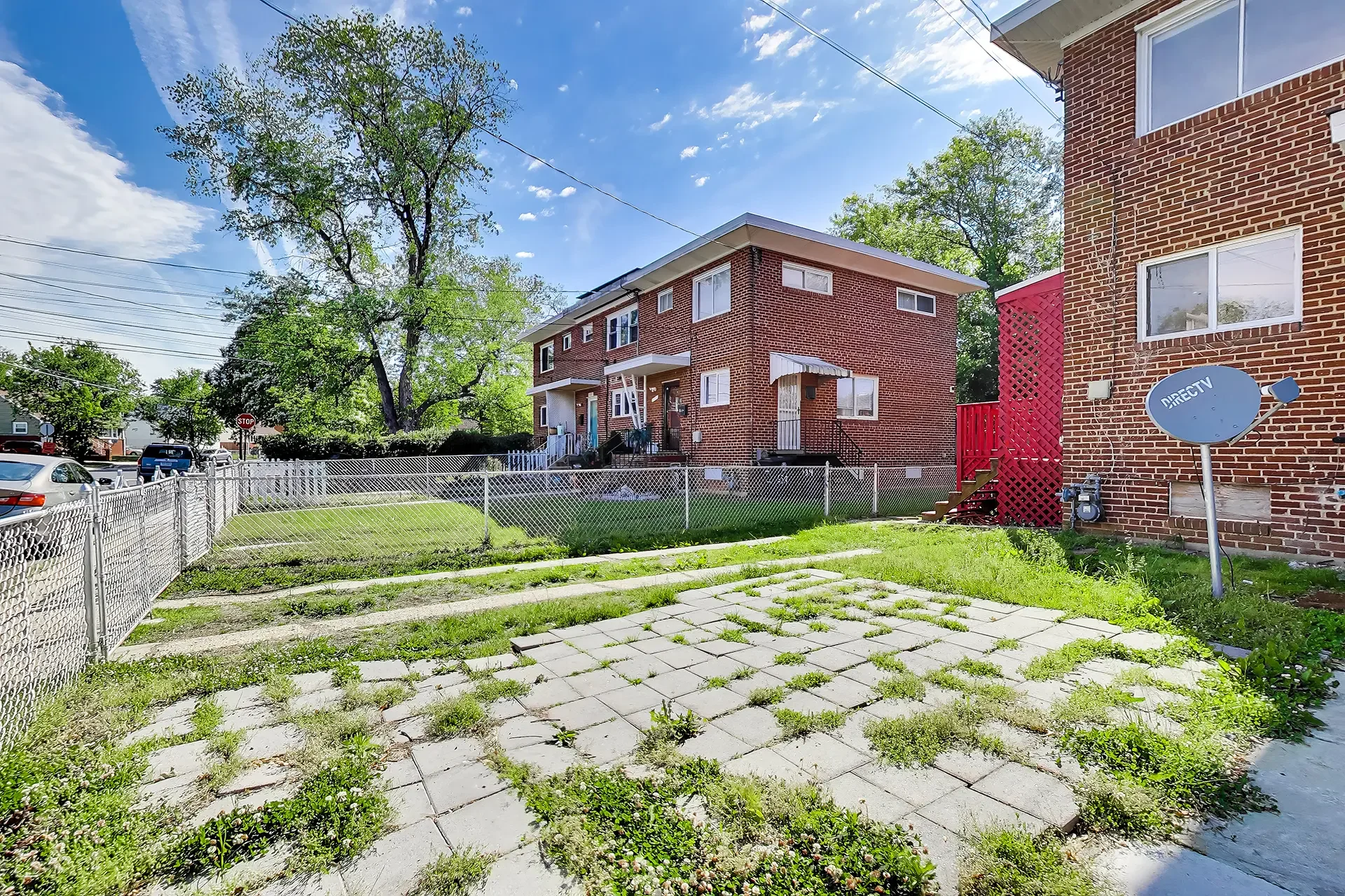 637-maury-ave-oxon-hill-md-05-front-yard.webp