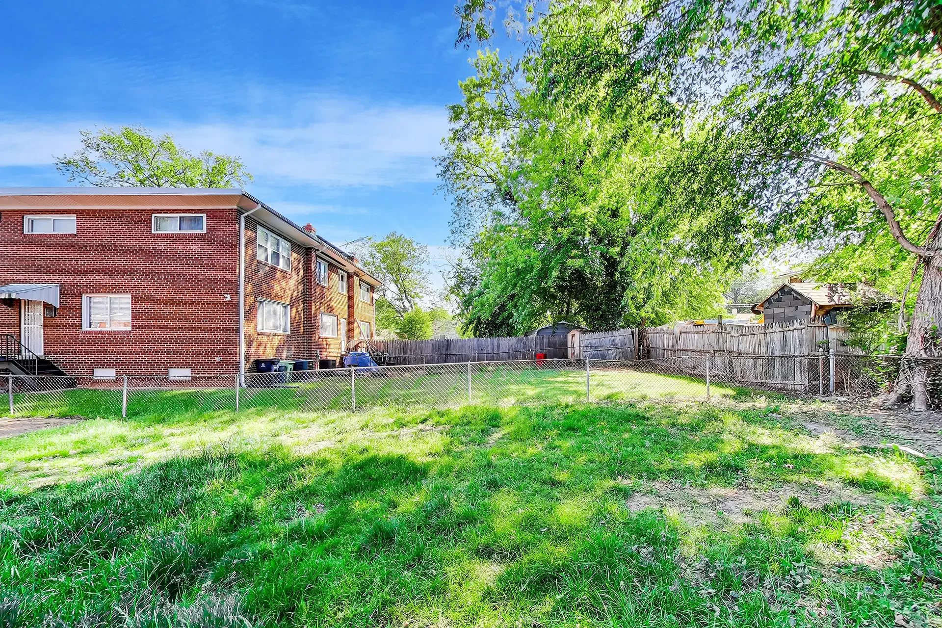 637-maury-ave-oxon-hill-md-35-rear-yard.webp
