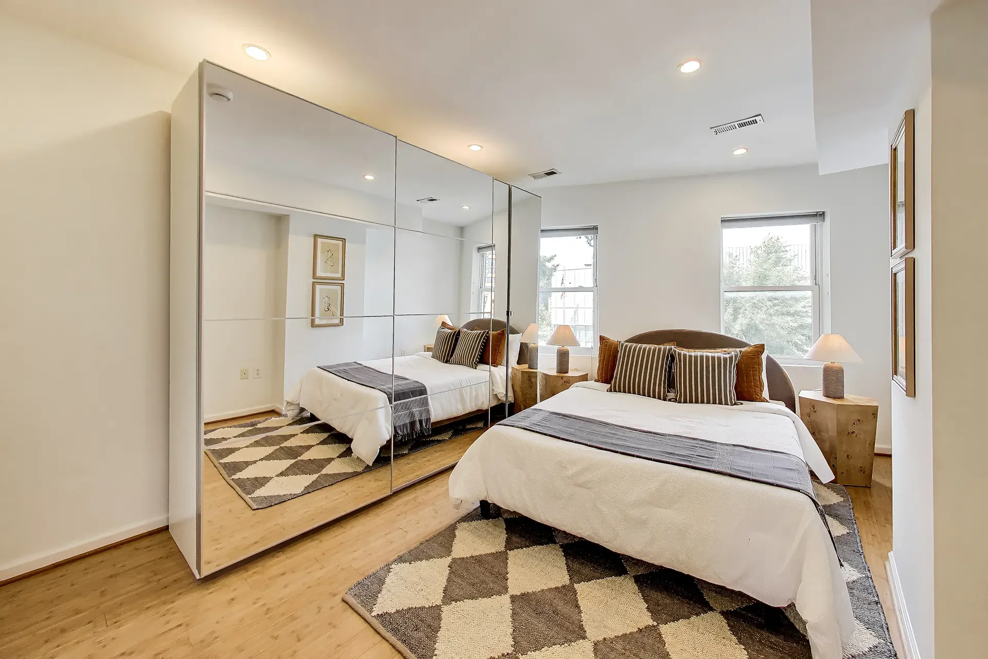 704-rhode-island-ave-nw-washington-dc-10-primary-bedroom.webp