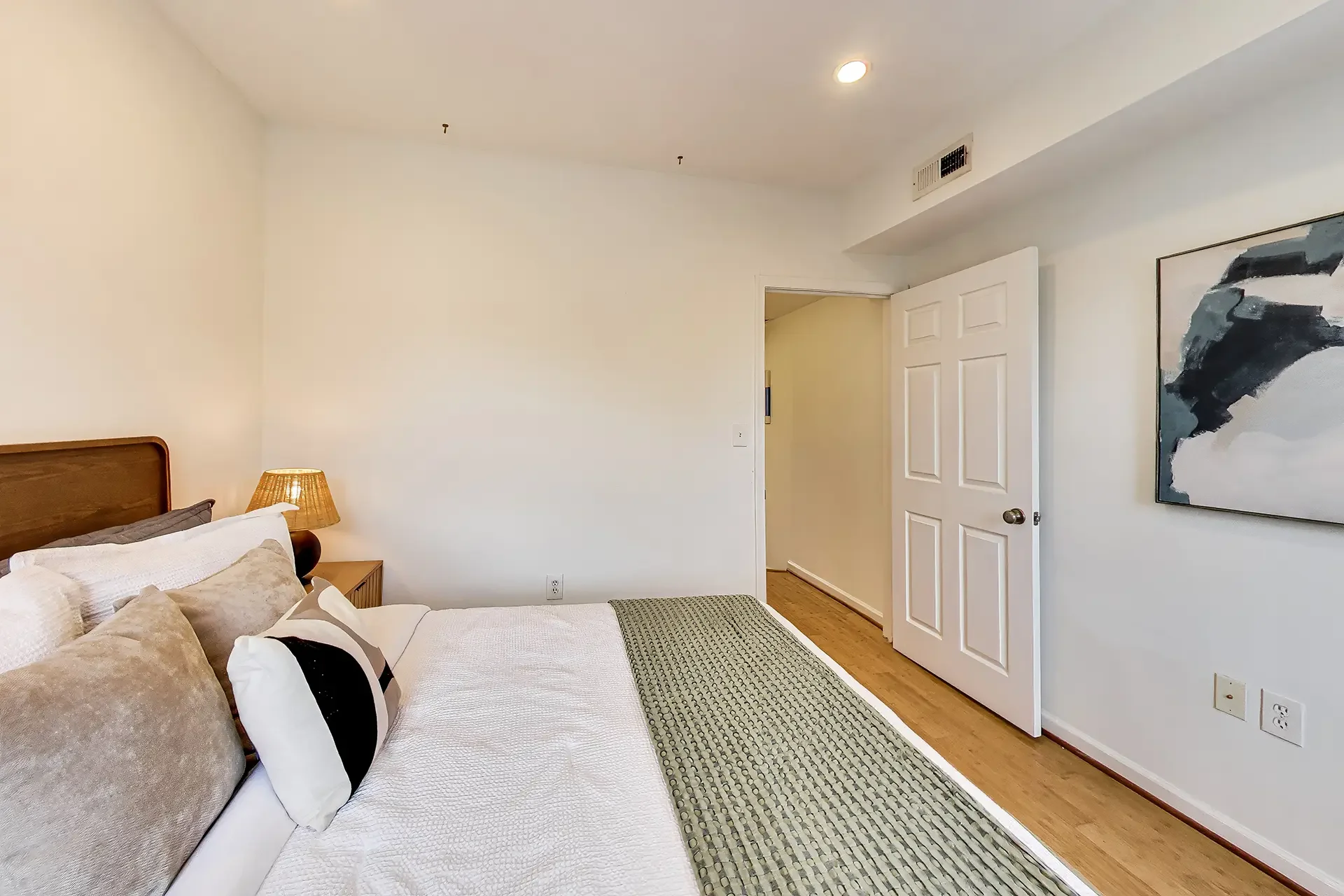 704-rhode-island-ave-nw-washington-dc-14-second-bedroom.webp