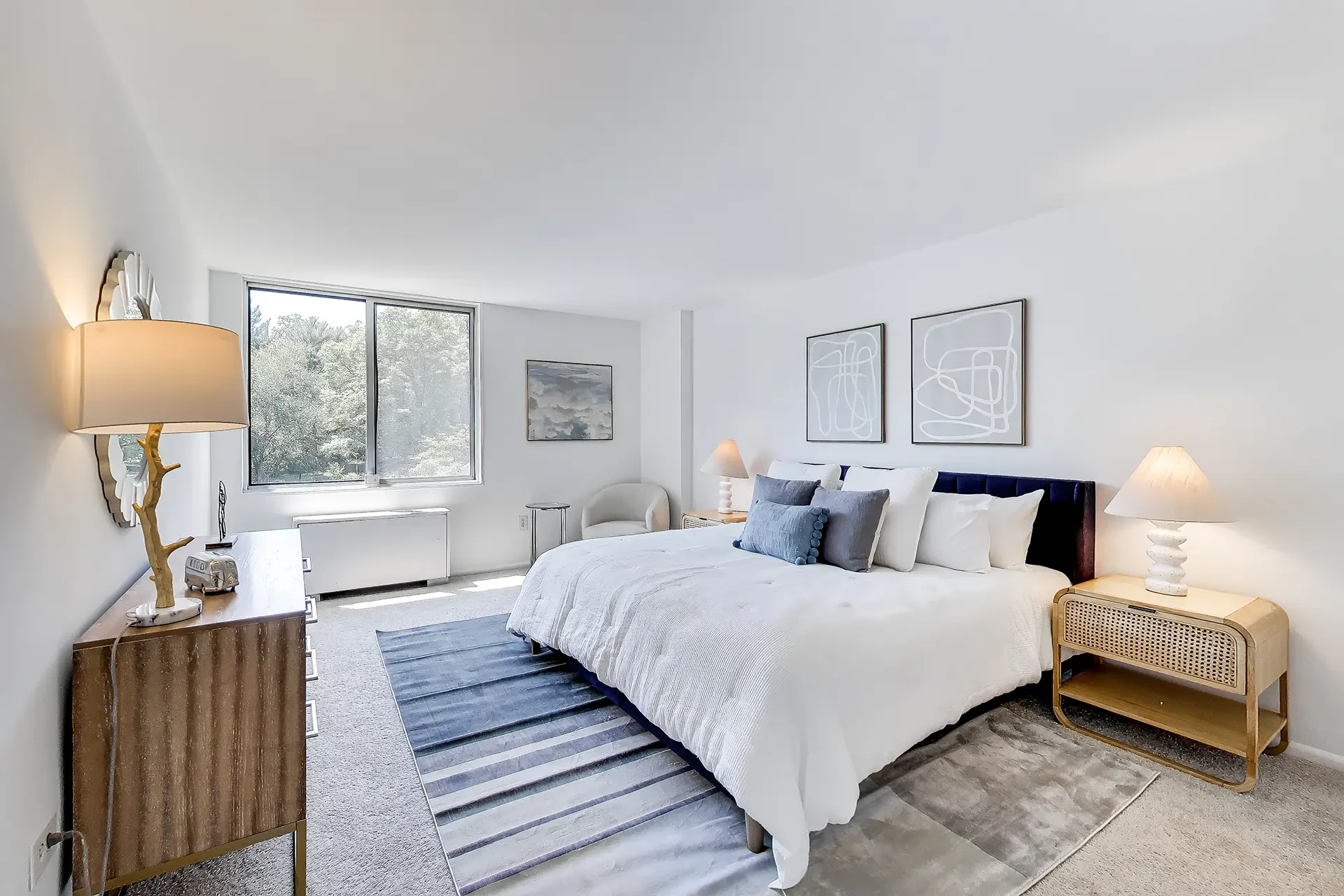 2939-van-ness-st-nw-unit-621-washington-dc-23-primary-bedroom.webp