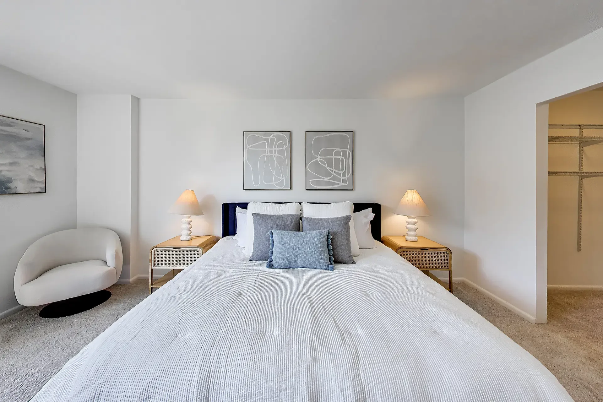 2939-van-ness-st-nw-unit-621-washington-dc-24-primary-bedroom.webp