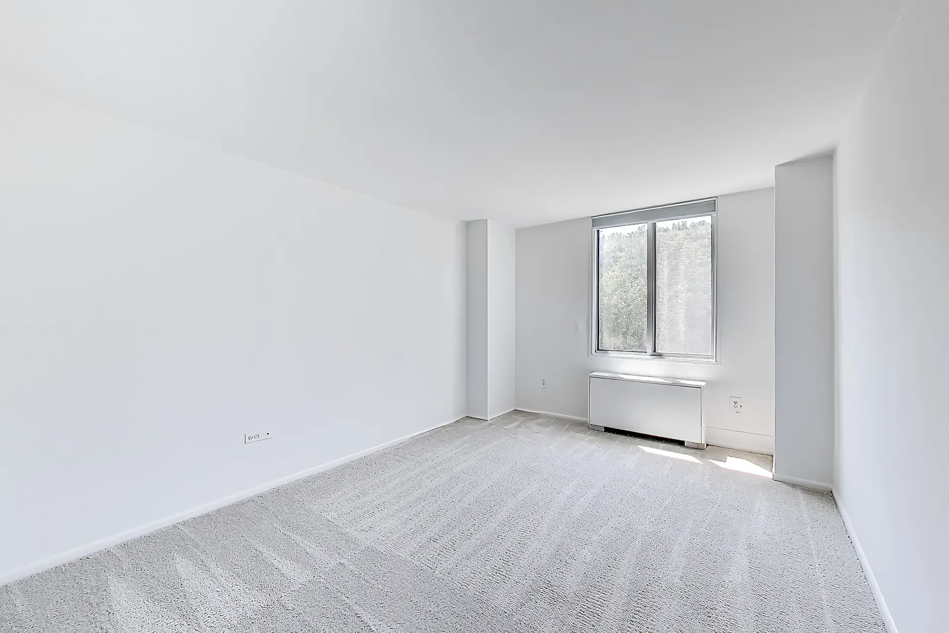 2939-van-ness-st-nw-unit-621-washington-dc-28-second-bedroom.webp