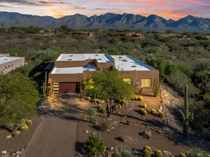 The 2026 Tucson Luxury Market: Trends, Insights &amp; How Oliver Realty Helps You Sell for Top Dollar