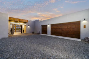 Why Sellers Choose Oliver Realty: A Proven Track Record in Tucson