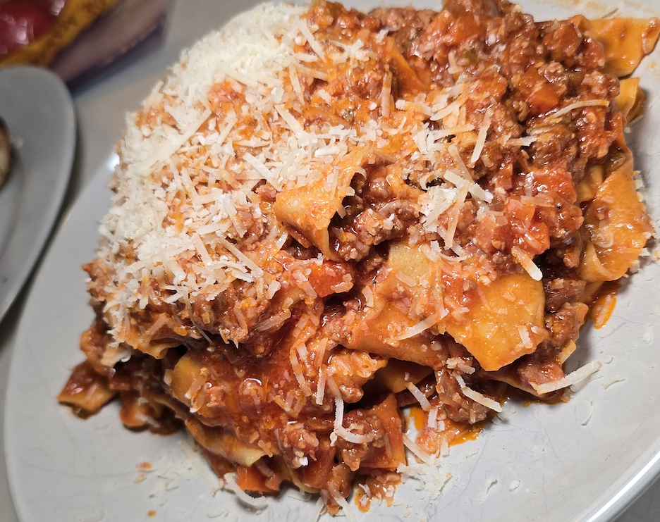 Fresh infused pasta bolognese sauce, great for a cannabis dinner or private chef experience.