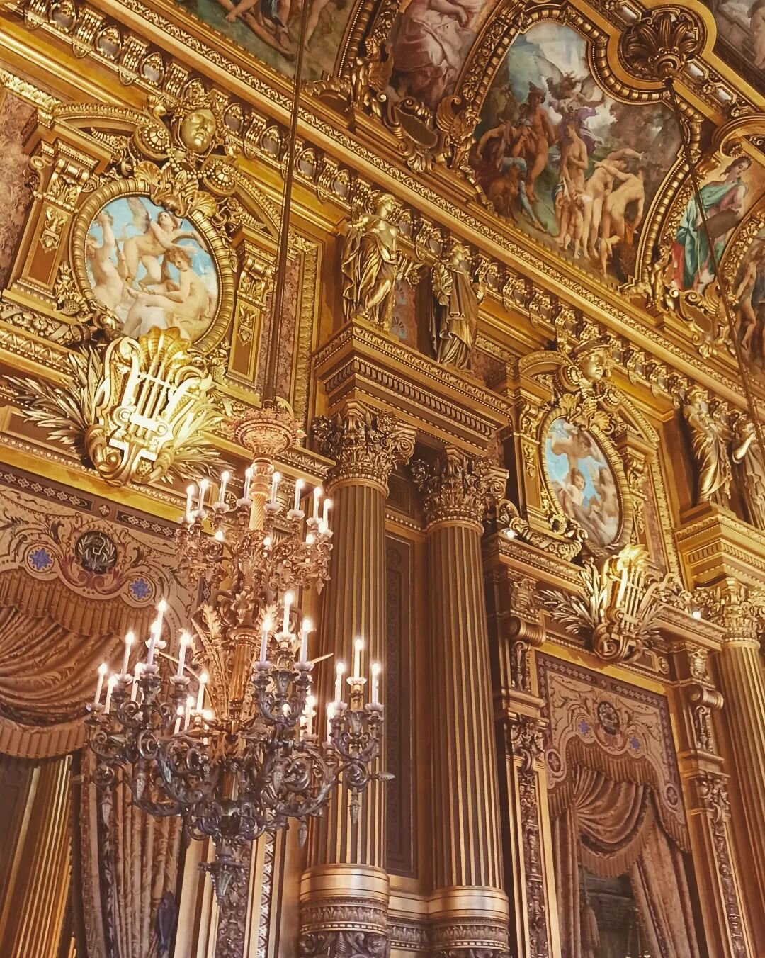 Feeling so inspired by our recent trip to Paris and the spectacular Op&eacute;ra Garnier. 🩰🎭

Founded more than three centuries ago by Louis XIV, it possesses two theatres, the Palais Garnier (1875) and the Op&eacute;ra Bastille (1989). Its mission