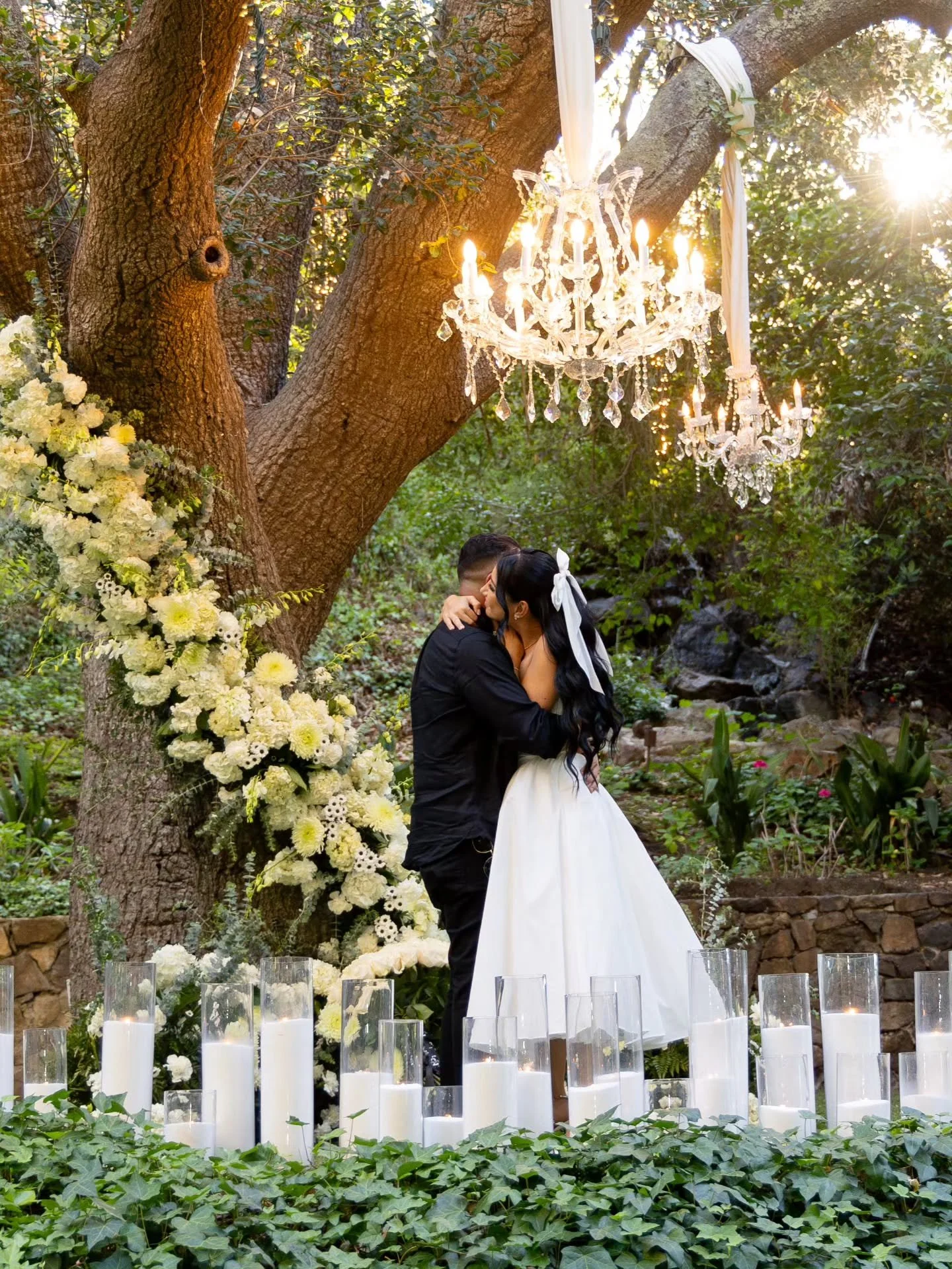 A truly magical proposal that we’ll never forget. 🤍
Planner | @partyoftwogroup
Venue | @calamigosevents 
-----
✨️ #ENCHANTEDSTRINGS
Now Booking 2026! www.enchantedstrings.com