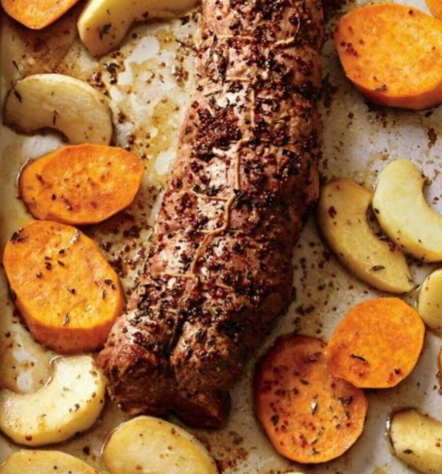 Pork Tenderloin with Sweet Potatoes & Apple Slices