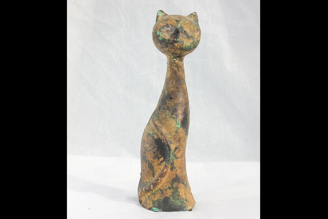 japanese-ceramic-cat-122021-1.jpg