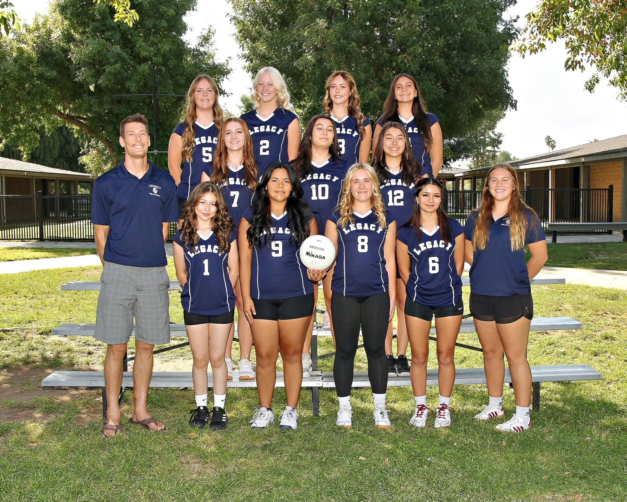 Varsity_Volleyball_-_1_11_01.jpg
