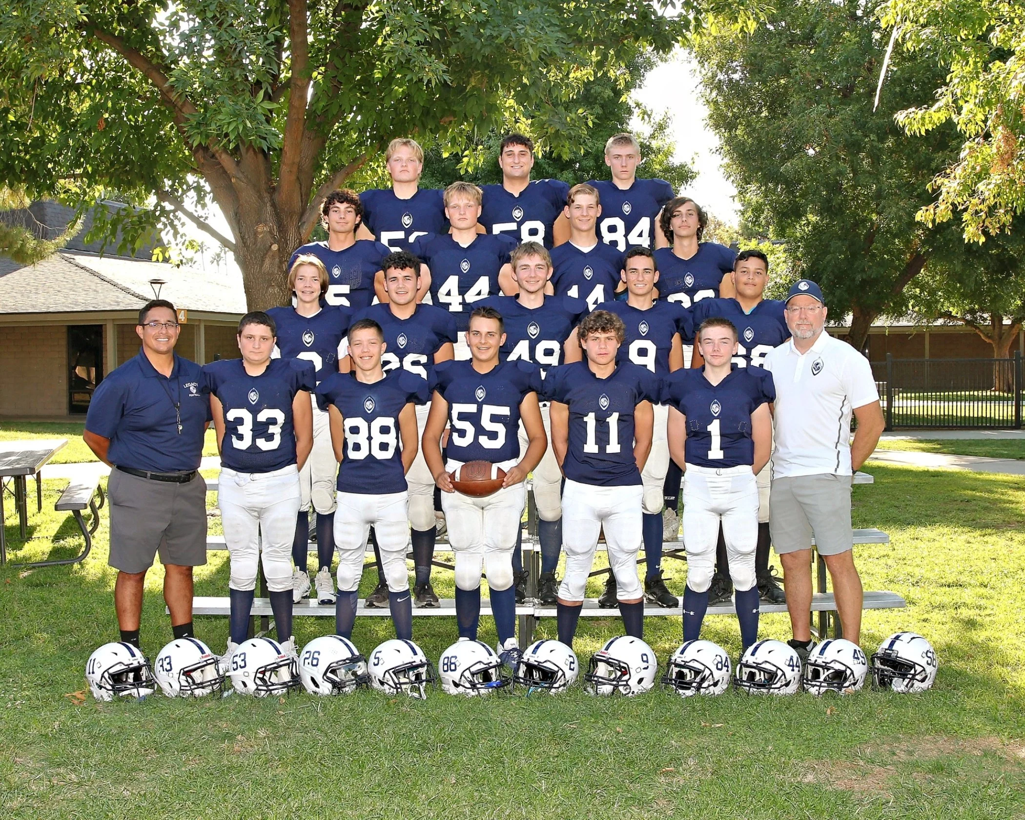 Varsity_Football_-_1_10_01.jpg