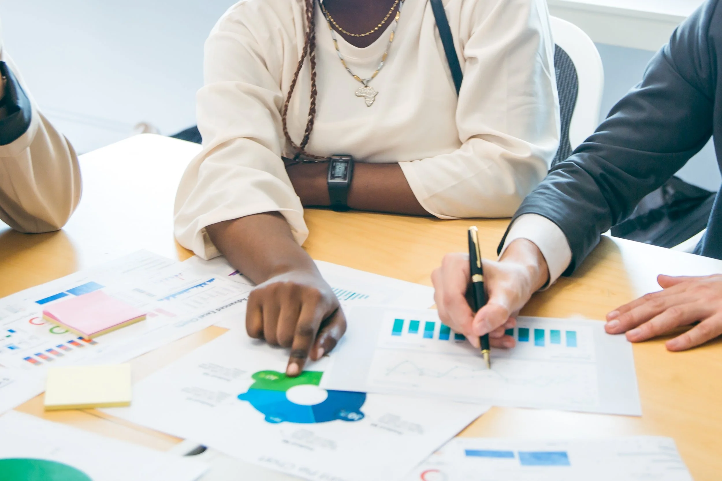 A National Analysis of State-Level Equalization Policies in the United States