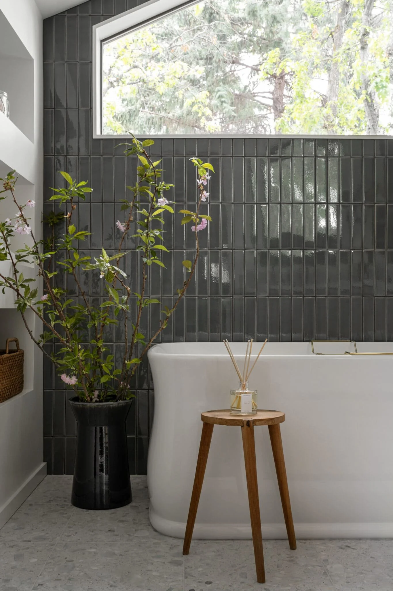 studiomcgee_DreamHomeMakeover_ConnorCindy_007_web-1365x2048.jpeg