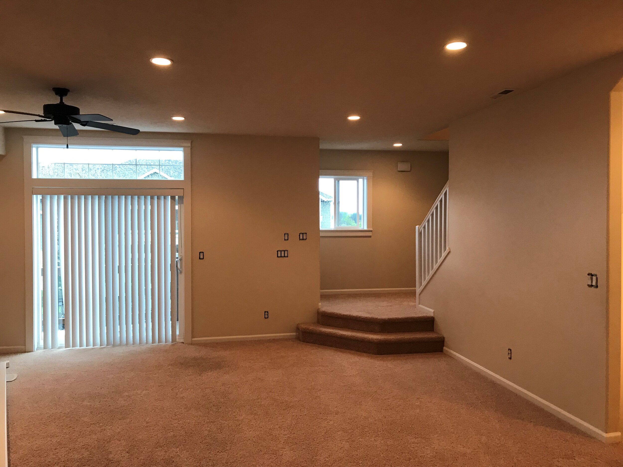 Inland Shores Condos 5904 Shoreview Living Room and Entry 2019_05 B.jpg