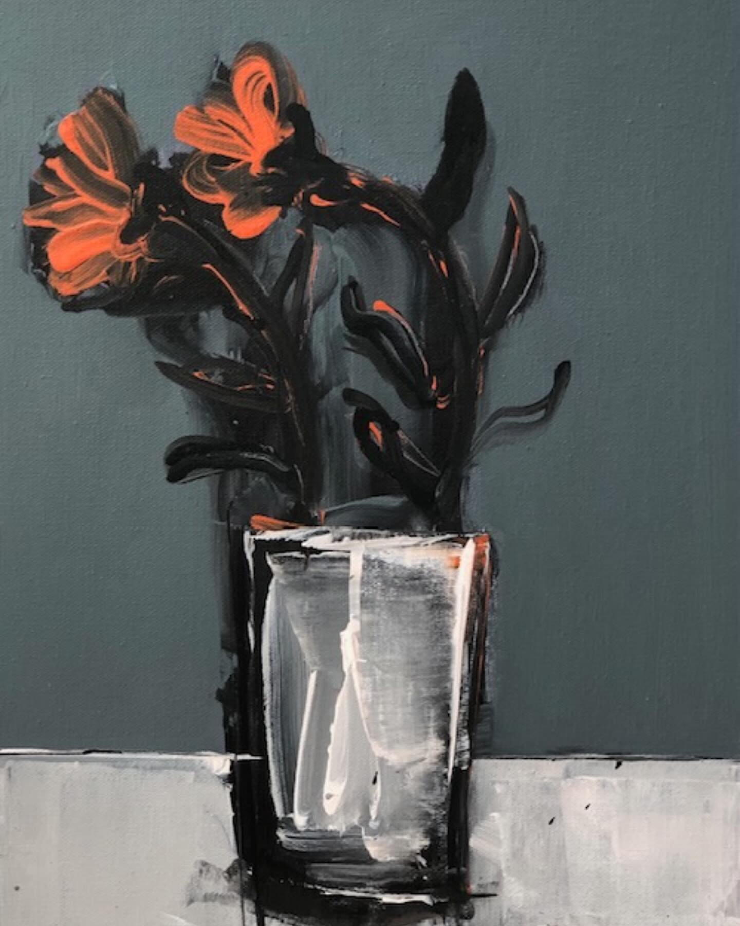 My friend @archambault.paulina paints wonderful flowers. So this is me sending all of you flowers on a snow-filled Colorado morning. Happy weekend.
.
.
.
#art #artoninstagram #artoftheday #artistsoninstagram #artistsofinstagram #artoftheday @abstract