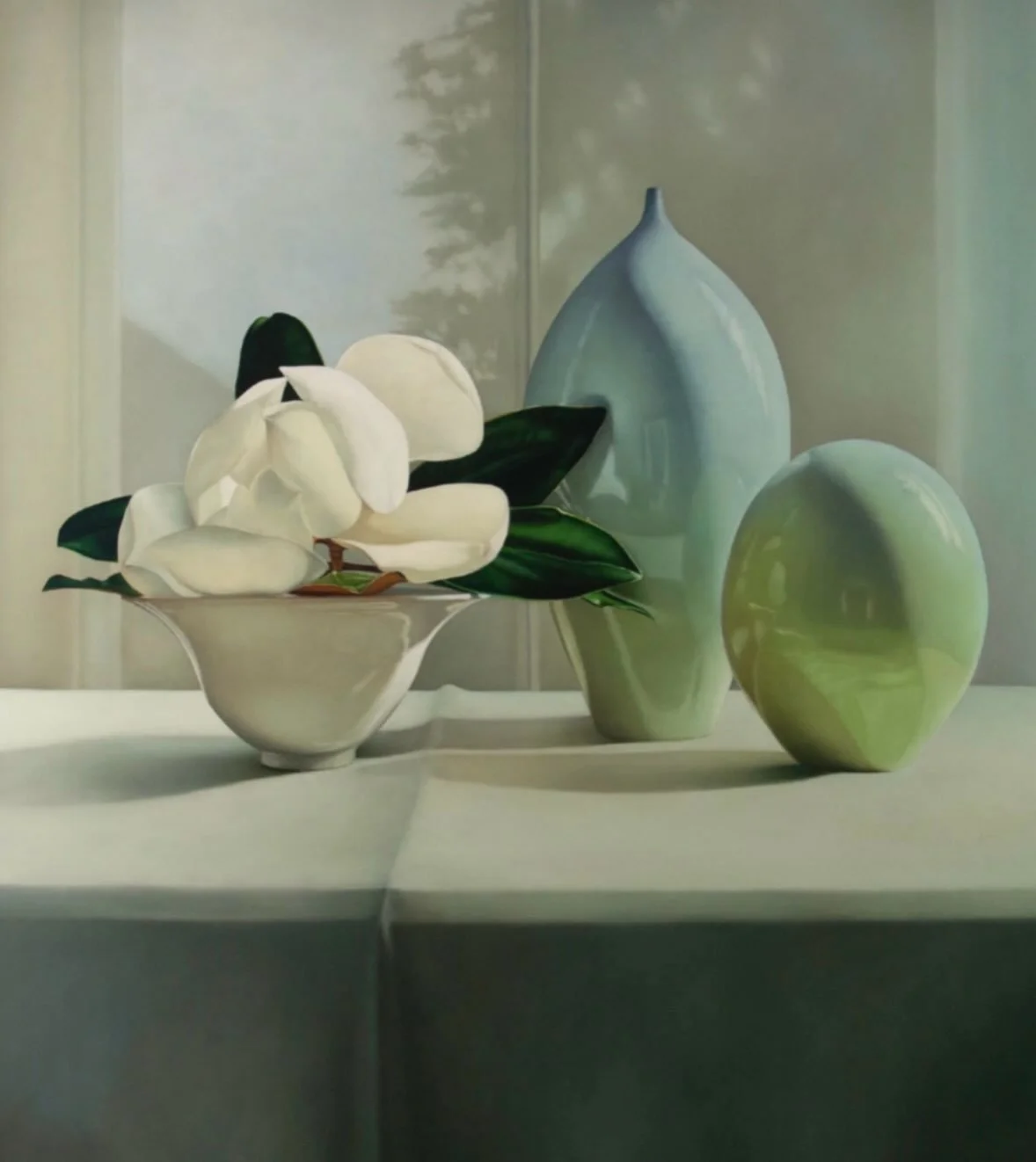 Can&rsquo;t resist a stunning still life. This breathtaking moment of gorgeousness is by Australian artist Julie Davidson.
.
.
.
#art #artoninstagram #artistsoninstagram #stilllife #australianartist
