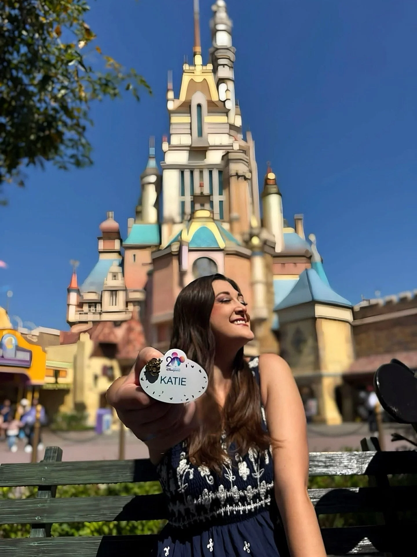 1 year at Hong Kong Disneyland, and almost 2 years altogether with the Walt Disney Company ✨ 

(Even tho with the new bridging program I&rsquo;m almost to 5 years? Beats me 🤷🏻&zwj;♀️)