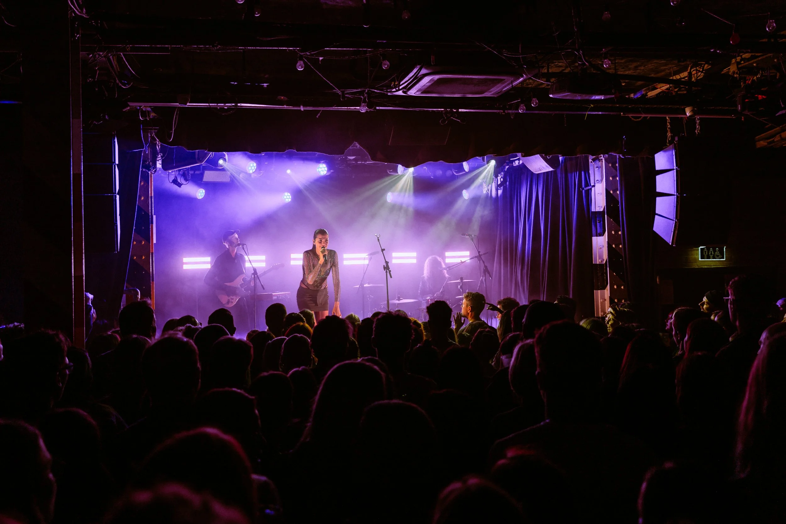 20-4-24 Kita Alexander - Young In Love OAF-10.jpg